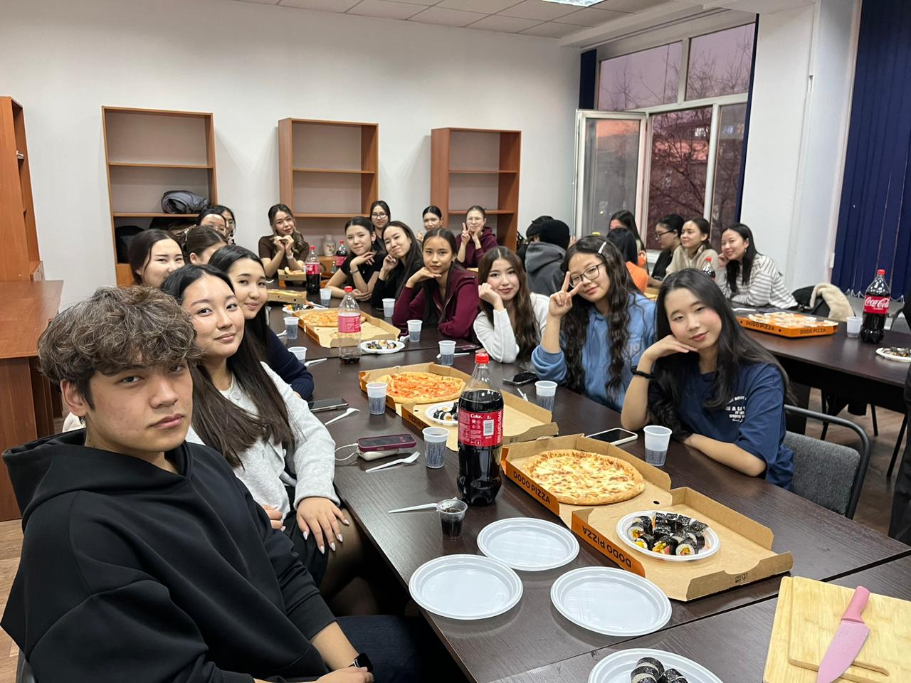 Қиыр Шығыс кафедрасында корей апталығы аясында кимпап әзірлеу және ұлттық спорт ойындарын таныстыру іс-шарасы өткізілді